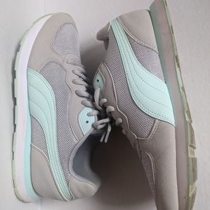 Puma soft foam sneakers grey and teal, size 8.5